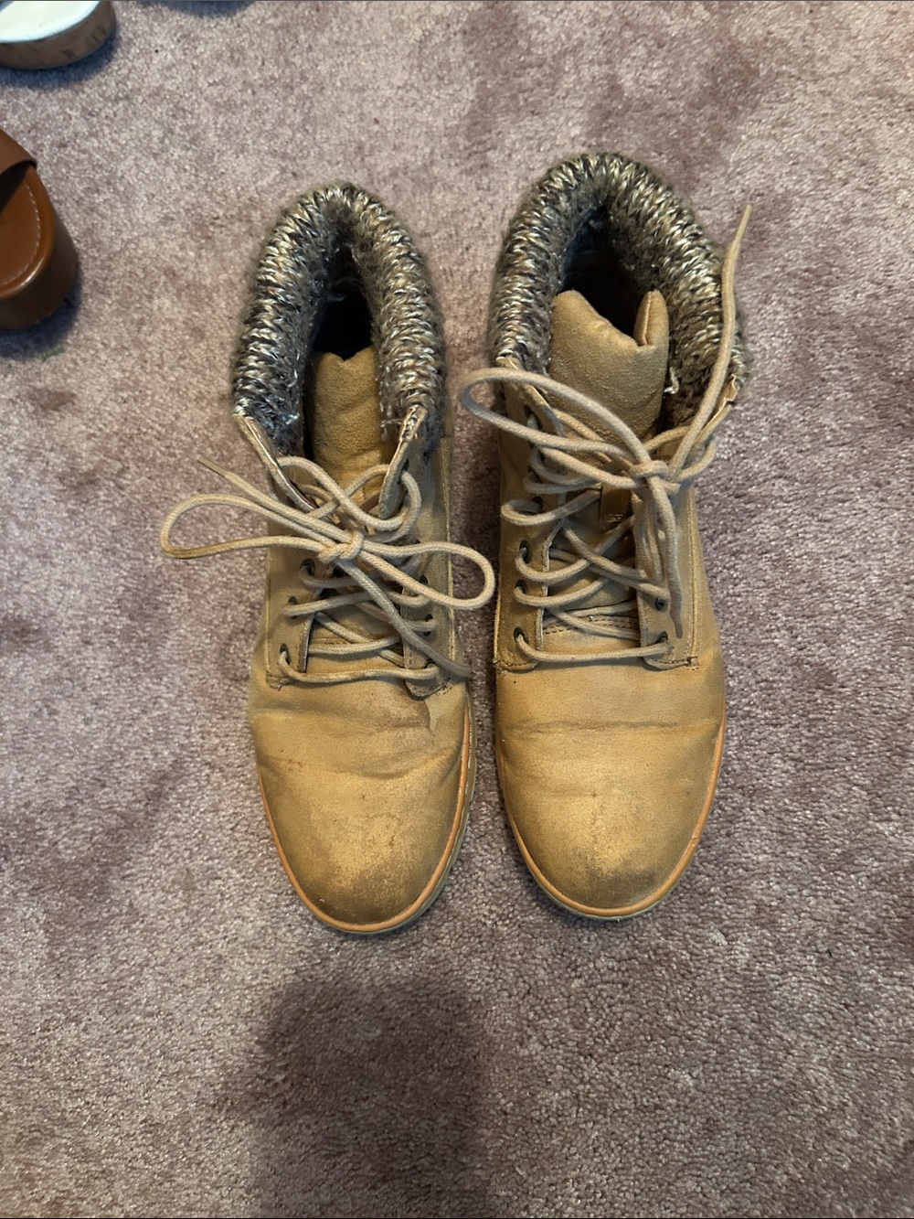 Sonoma Tan Lace-Up Women's Winter Boots with Faux-Fur Collar